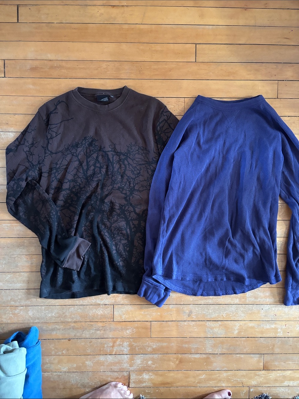 EUC Vans Men's Brown Tree Waffle Knit Thermal with Purple long sleeve Thermal